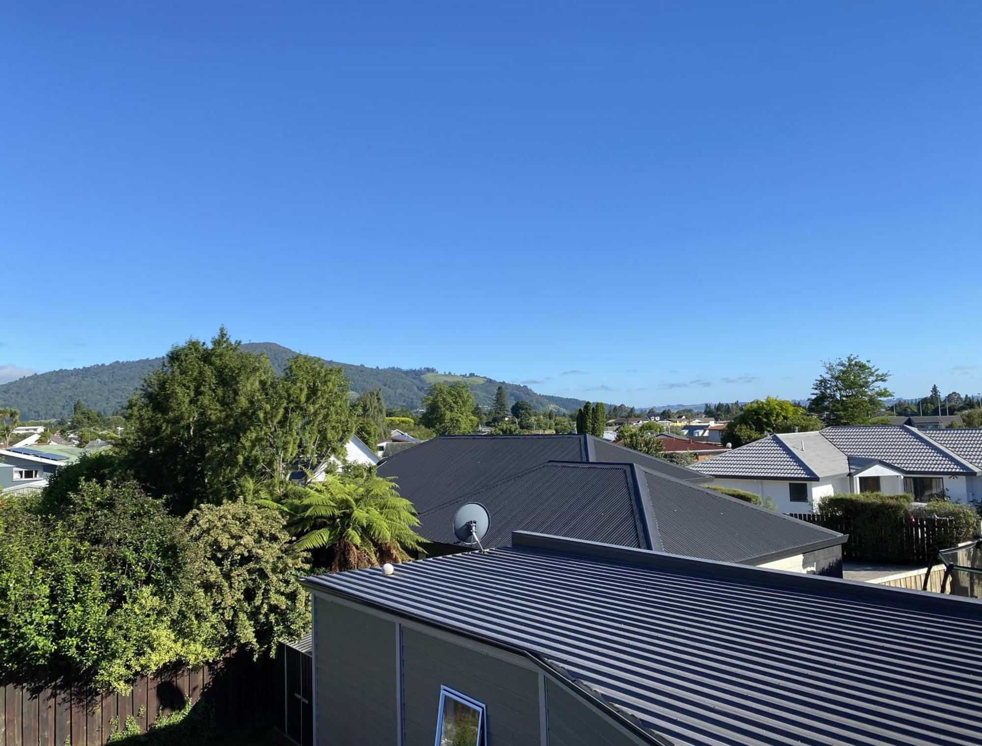 Spacious Retreat With Mountain View Rotorua Bagian luar foto